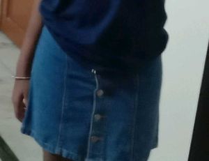 denim skirt