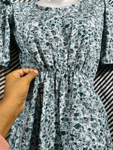 Women Crepe Printed Top