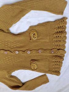 Vintage Knit Cardigan 💛
