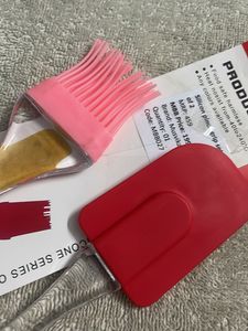 Silicone Non-Sticky Spatula and Oil Brush Reusable