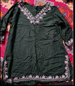 3 BEAUTIFUL WOMEN KURTA.. 😍