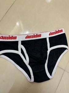 Aussiebum inner