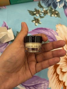 Bobbi Brown Vitamin Enriched Face Base