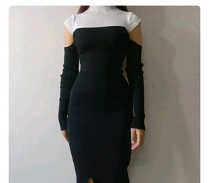 Ribbed Cold-Shoulder Midi Dress