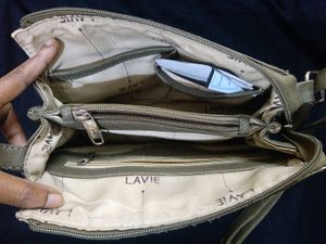 Lavie Sling Bag
