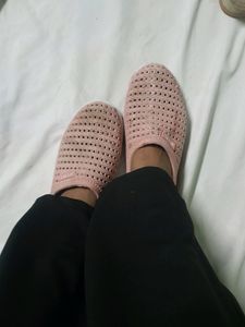 SLIP ON SHOES