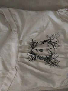 BASIC White Graphic Tee