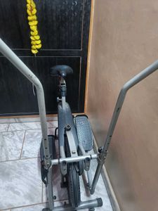 Cross Trainer