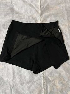 SHEIN SKORT