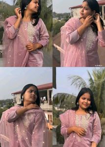 Elegant Pink Embroidered Salwar Kameez