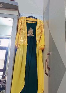 Designer Haldi &amp; Mahndi Lahga With Sharg ❤️