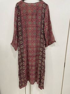 Royal Mehndi Bloom 🌿 Elegance in Crepe ✨ Now!