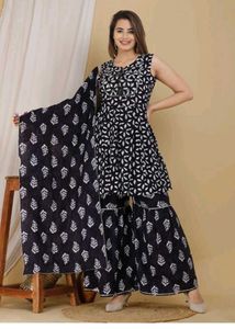 Elegant Printed Kurta Set