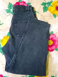 H&M Mom Jeans