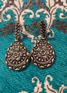 Silver Tone Drop Earrings