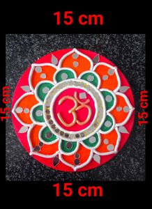 ॐ: Wall Hanging , Lippan Art, Mirror work