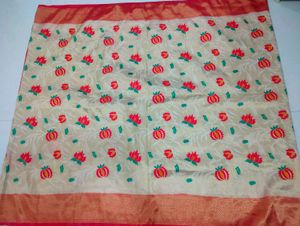 Floral Pattern Saree💕