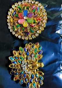 Vintage Rhinestone Brooch Set