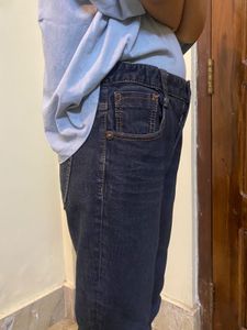 Black Straight-Leg Jeans