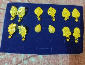 Gold Tone Earring Set