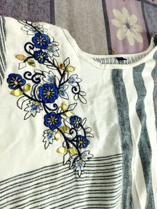 Classic Stripe Designed, Beautiful Mirror Embroidery Worked Three Quarter Sleeves Round Nack Kurti