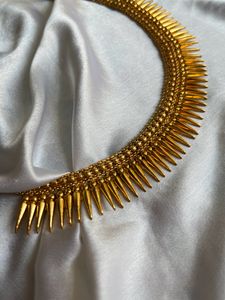 Golden Jewellery Set