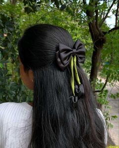 Tulip Bow
