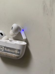 Apple AirPods Pro (2nd generation)