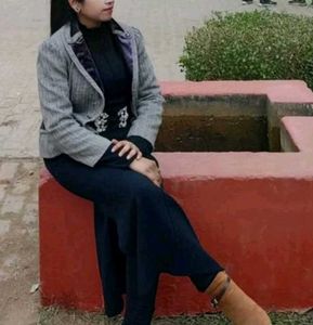 Stylish Women&#39;s Boots