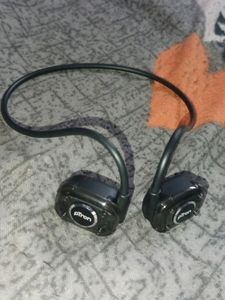 New PTron Bassstrings Sports Wireless Headphones