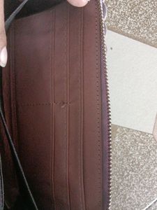 NUDE CLUTCH WITH GOLDEN ZIP