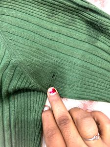Red ❤️Colour Blazer &amp; Green High neck For Winters