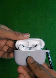 Airpods Pro2 (New Seal Pack) All Features Working