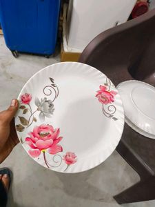 Floral Patterned Dinner Plates - Set of 6