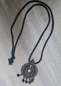 Petent With Black Thread 1