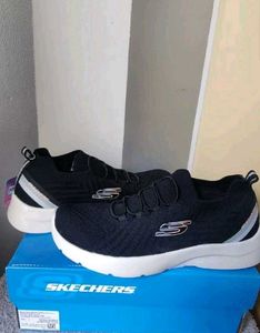 Skecher Memory Form Women Shoe