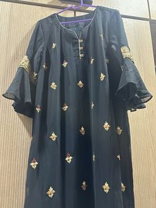 Black Embroidered Kurta