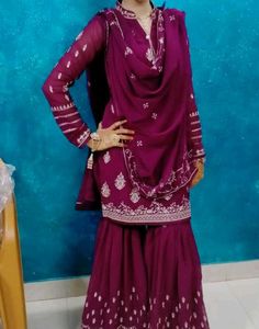 Wine 🍷 Coloured Garara