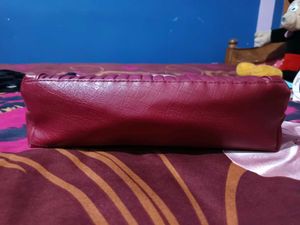 Stylish Italian Maroon Handbag👜✨