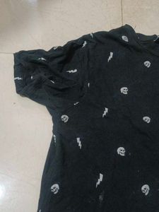 H&amp;M Skull Print Tee