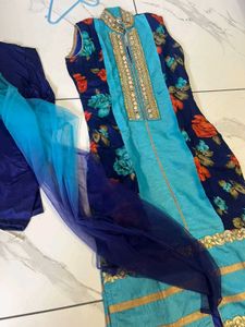 Floral &amp; Blue  3 Piece Dress Set
