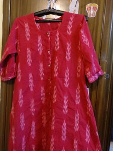 Reddish Pink Button-Down Kurti