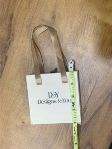 Designs &amp; You Cute Gift Box