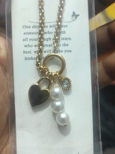 Neck Chain With Pendant
