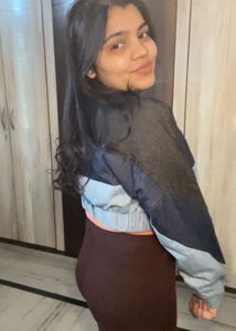 Color Block Cropped Jacket for Winters