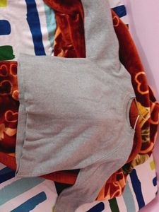 AESTHETIC SWEATER FOR WINTERS