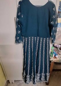 Elegant Embroidered Kurta