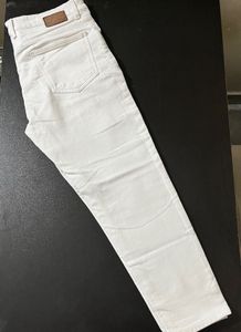 White Distressed Jean!