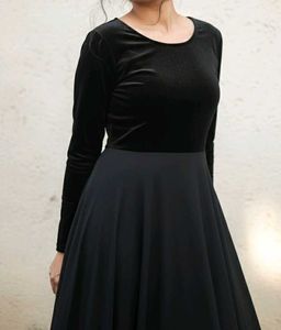 Elegant Black Maxi Dress