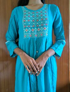 Embroidered Side Slit Kurti